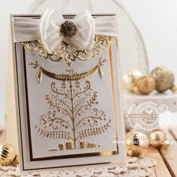 Christmas Card Making Ideas by Becca Feeken using Spellbinders Christmas Tree embossing folder and Heirloom Oval - www.amazingpapergrace.com