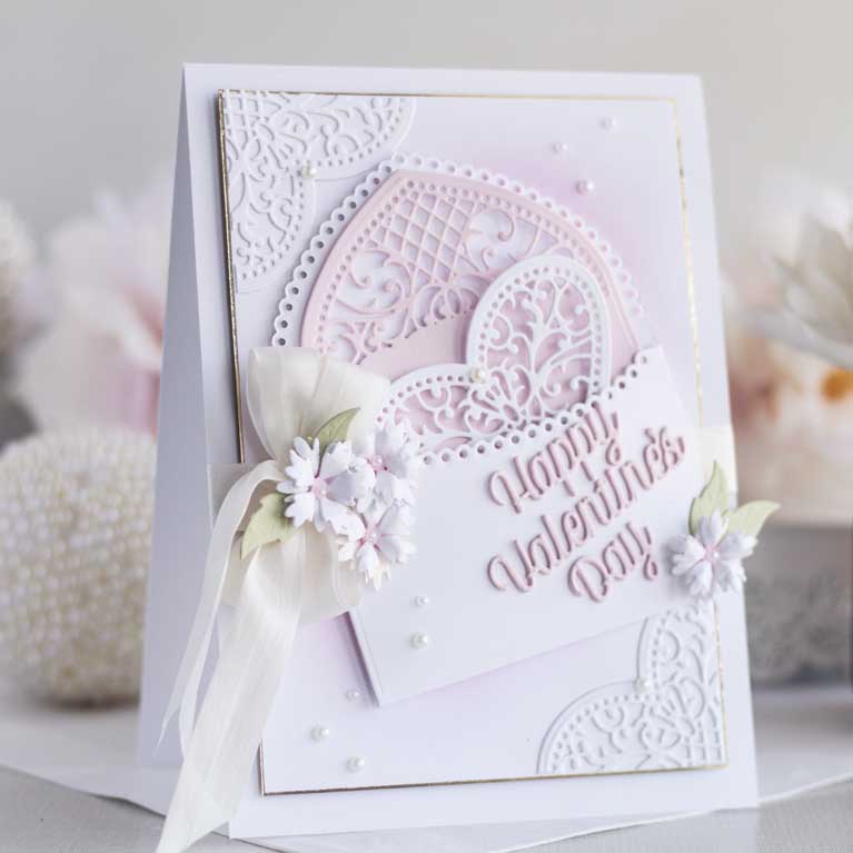 Amazing Paper Grace December 2022 Die of the Month | Sweetheart Envelope and Notecard Set
